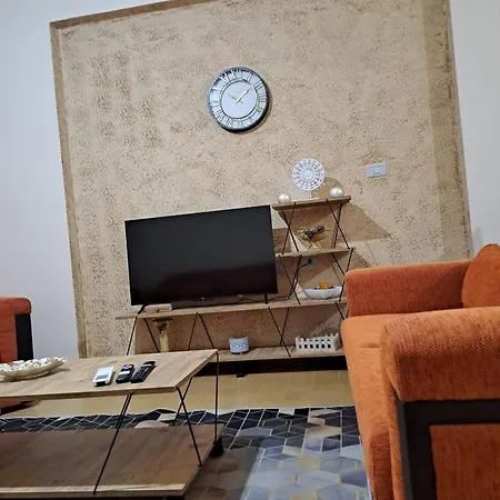 Golden Oasis * Vlorë